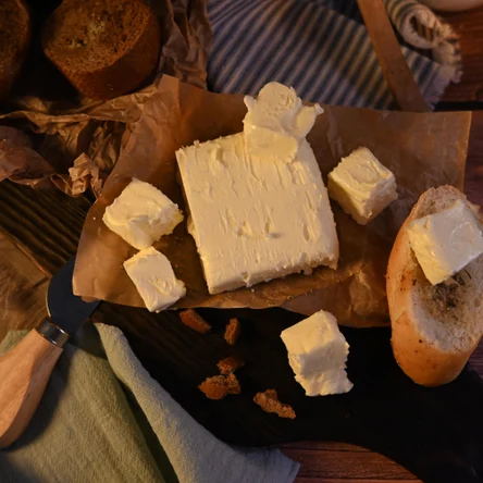 Масло сливочное "Крестьянское" 72.5% монолит, 20кг.